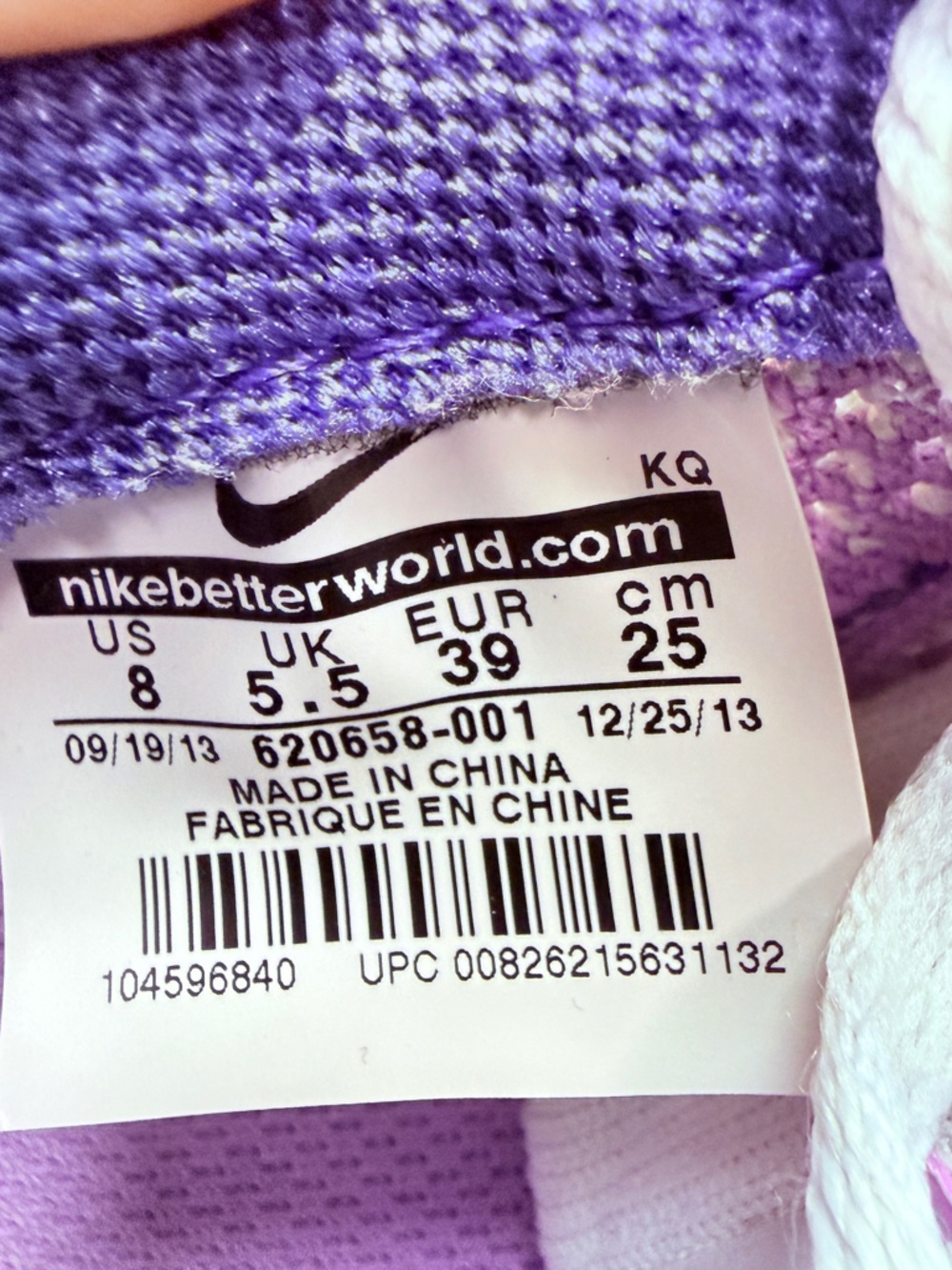 Nike Women’s Fly Knit Lavender and White Running Shoes - Picture 9 of 9